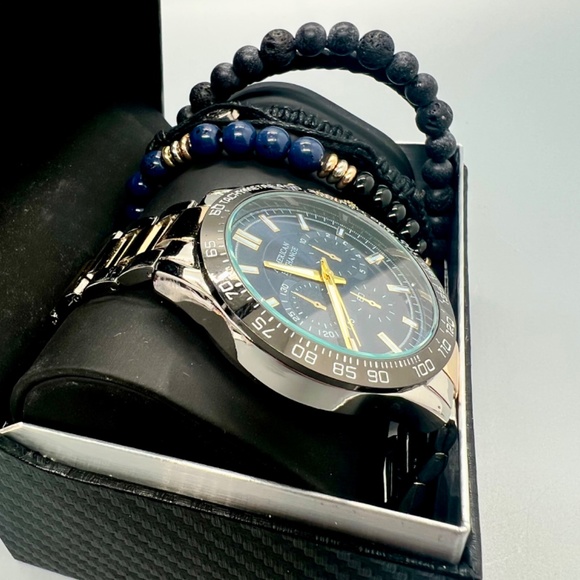 American Exchange Mens Watch & Bracelet Set - Picture 2 of 5